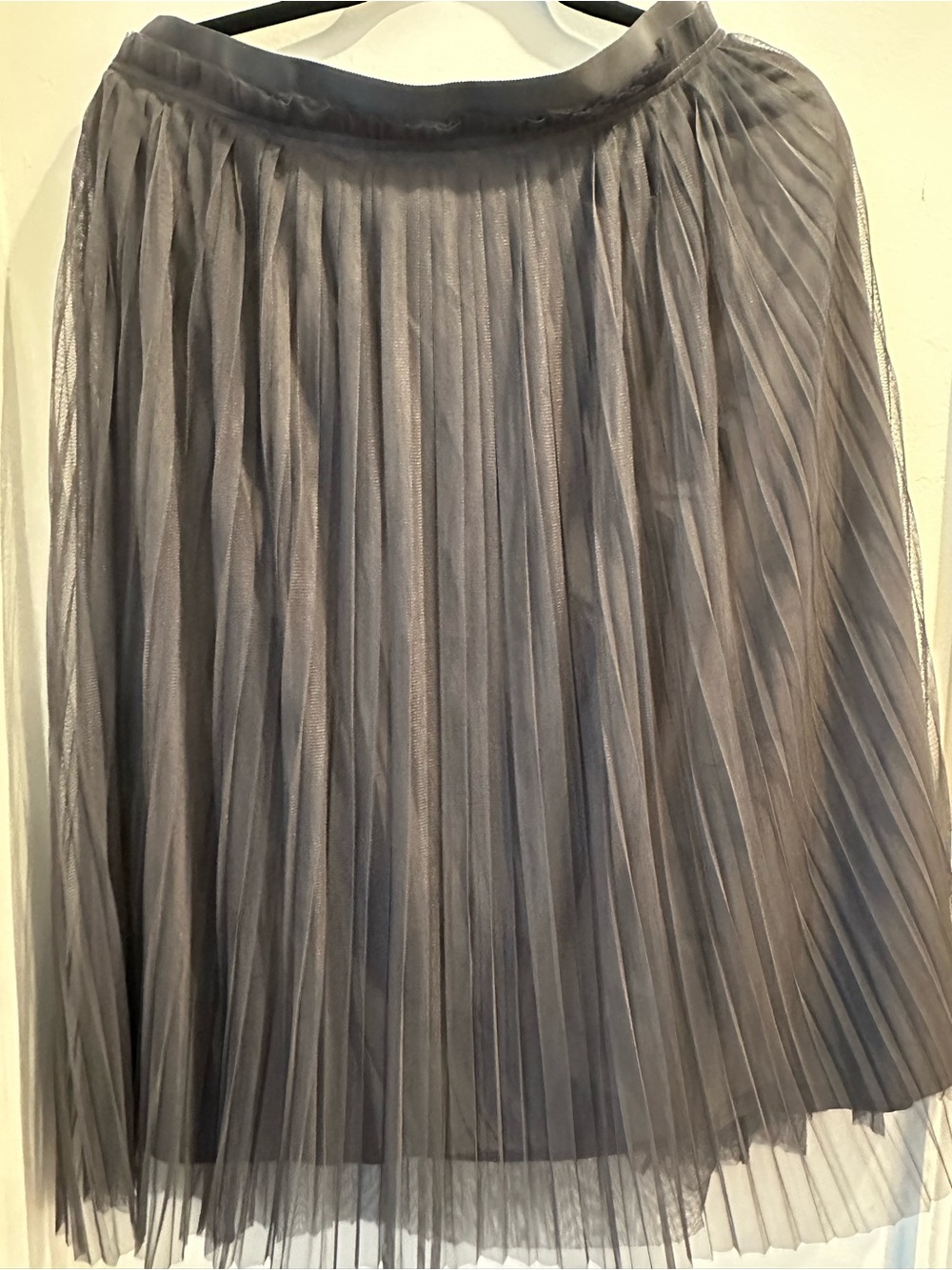 Banana Republic Gray Pleated Tulle Midi Skirt